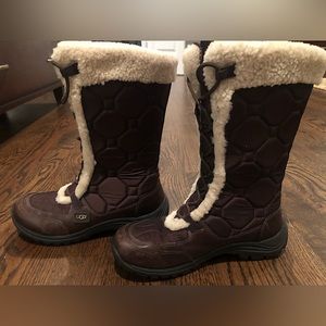 Ugg Capstone boots, size 9